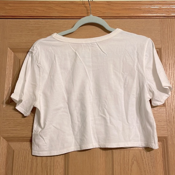 Pink boob crop top - Picture 3 of 4